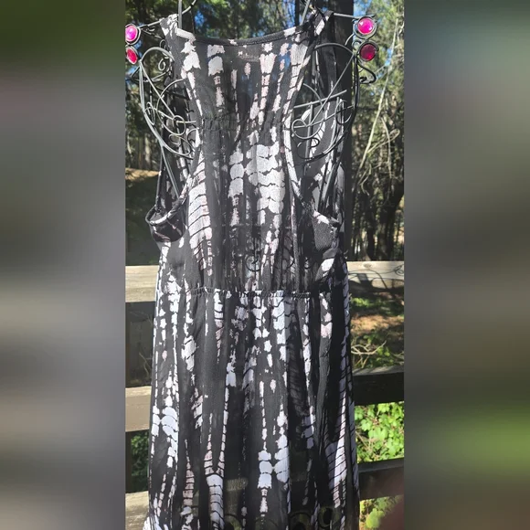 Xhiliration tye dye Black White Women's Dress/swim cover-up szXL NWT - Picture 6 of 7